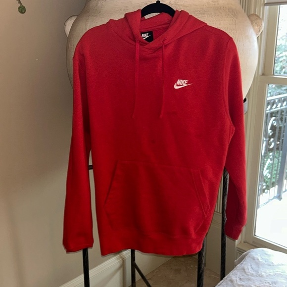 Nike hoodie - Picture 1 of 4